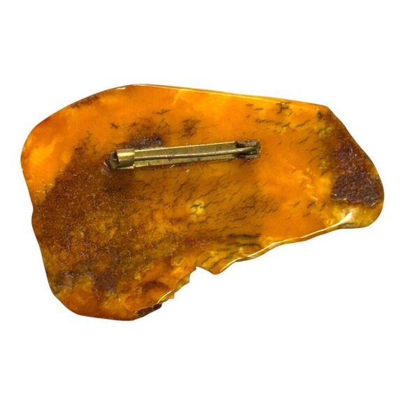 Polished Amber Brooch Pin With Natural Veins Inclusions Statement 14 grams Retro - Picture 2 of 7